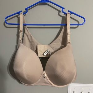 44DDD Torrid t-shirt bra